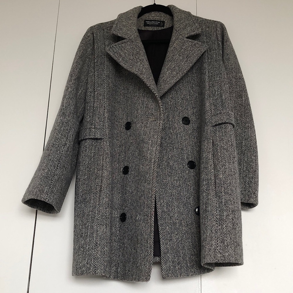 Vintage Wellington Fashions Oversized Gray Peacoat